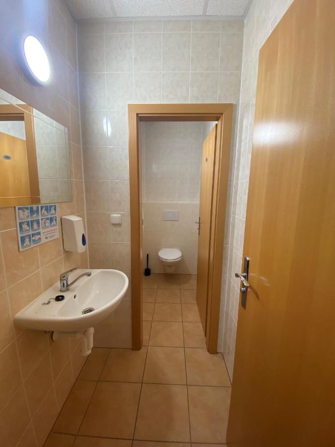 Hostel Hodonín Exteriör bild